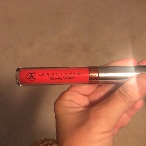 Anastasia Beverly Hills liquid lipstick electric coral